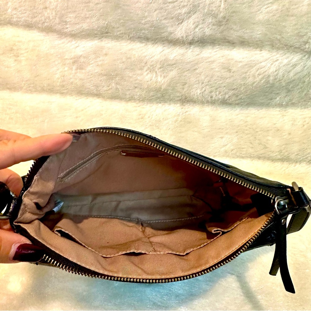 THE SAK LEATHER CROSSBODY - Picture 9 of 13